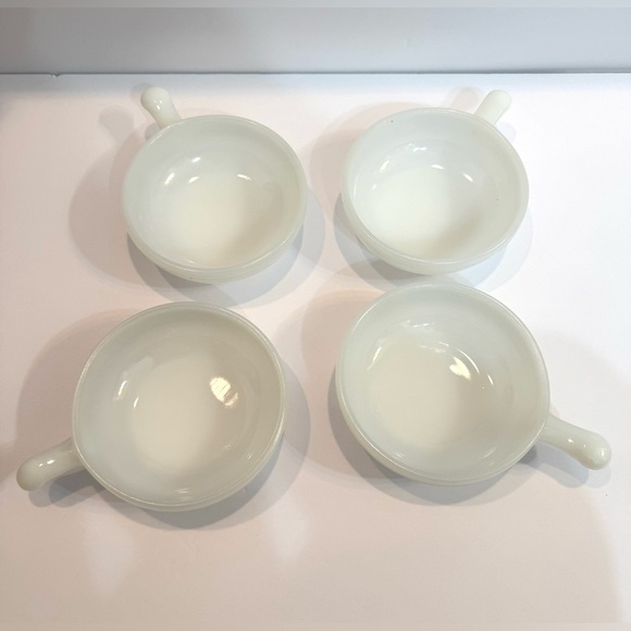 4 Vintage Glasbake White Milk Glass Soup Chili Cereal Bowls w/ Handle 11oz J2663 - Picture 3 of 9